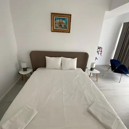 Apartment Maritimo 5*