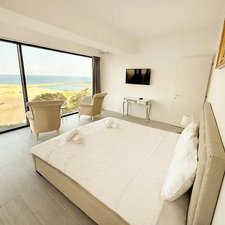 Maritimo Apartment