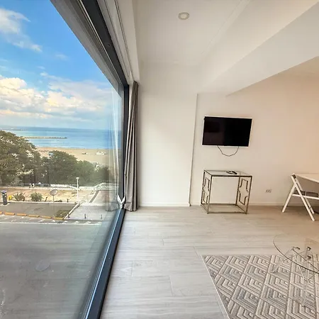 Maritimo Apartment
