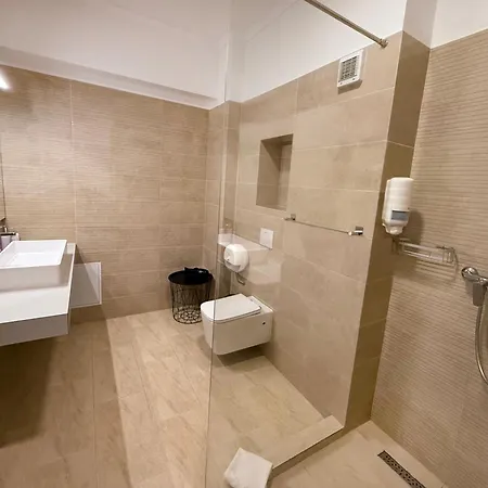 Maritimo Apartment 4*