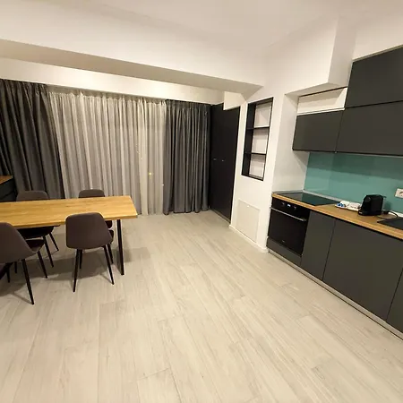 Maritimo Apartment Constanţa